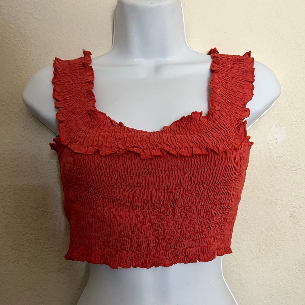 🌺BEAUTIFUL SUMMERTIME CROP TOP!🌺